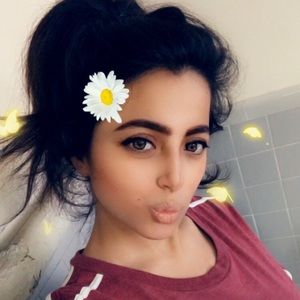 Meet your Posher, Nermeen